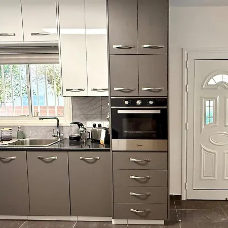 Elegant Moonstone Ii Vila Meneou