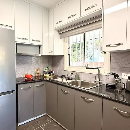 Vila Elegant Moonstone Ii