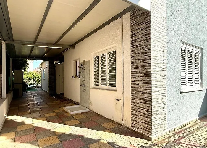 ヴィラ Elegant Moonstone Ii Meneou