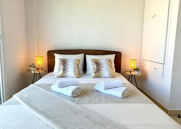 Elegant Moonstone Ii * Meneou