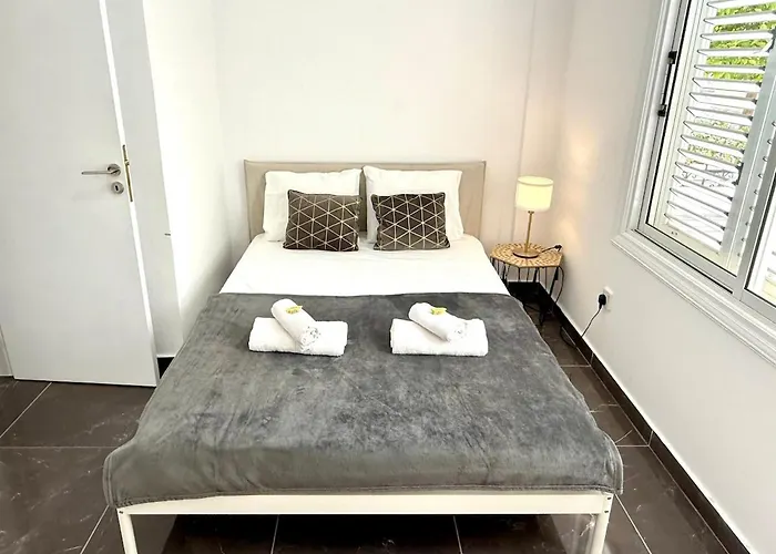 ヴィラ Elegant Moonstone Ii Meneou