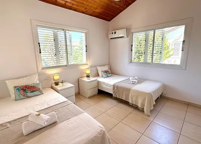 ヴィラ Elegant Moonstone Ii