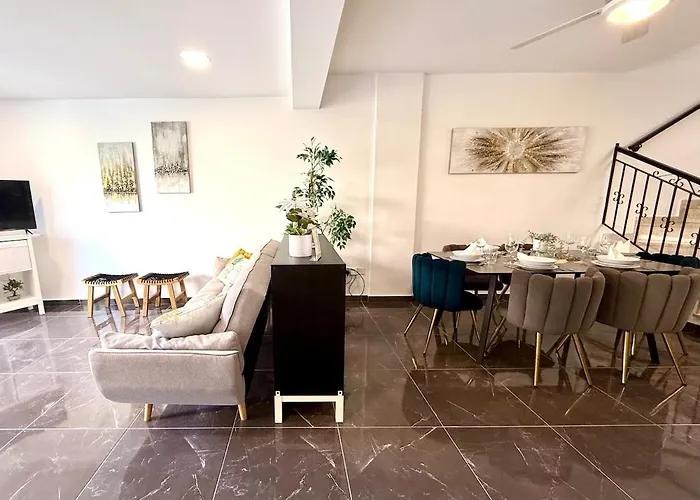 Elegant Moonstone Ii ヴィラ Meneou