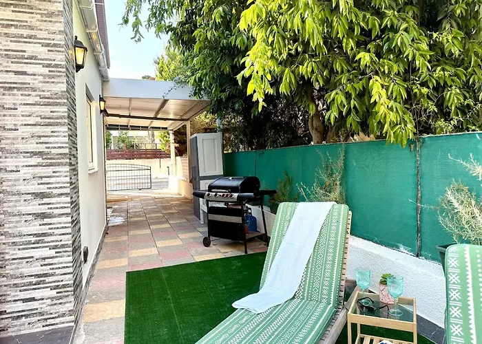 Elegant Moonstone Ii