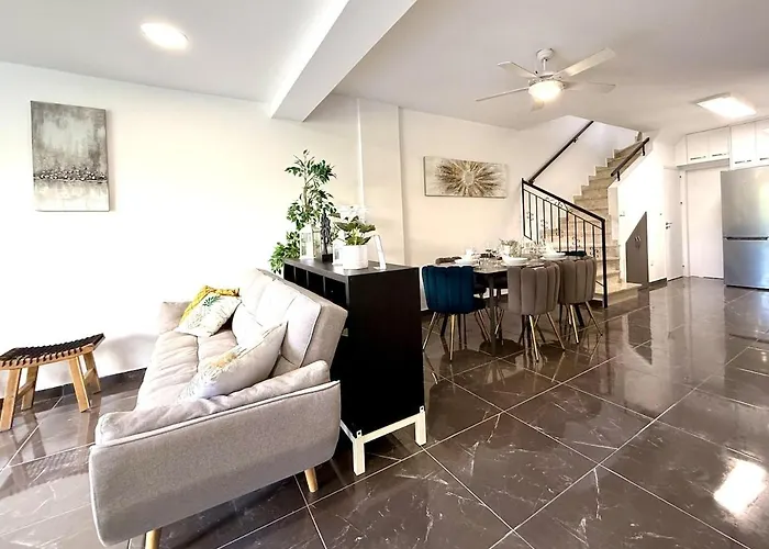 Elegant Moonstone Ii ヴィラ *