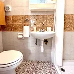 Villa Elegant Moonstone Ii *